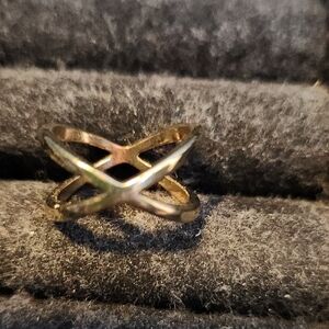 Charming Charlie Gold Crisscross Ring